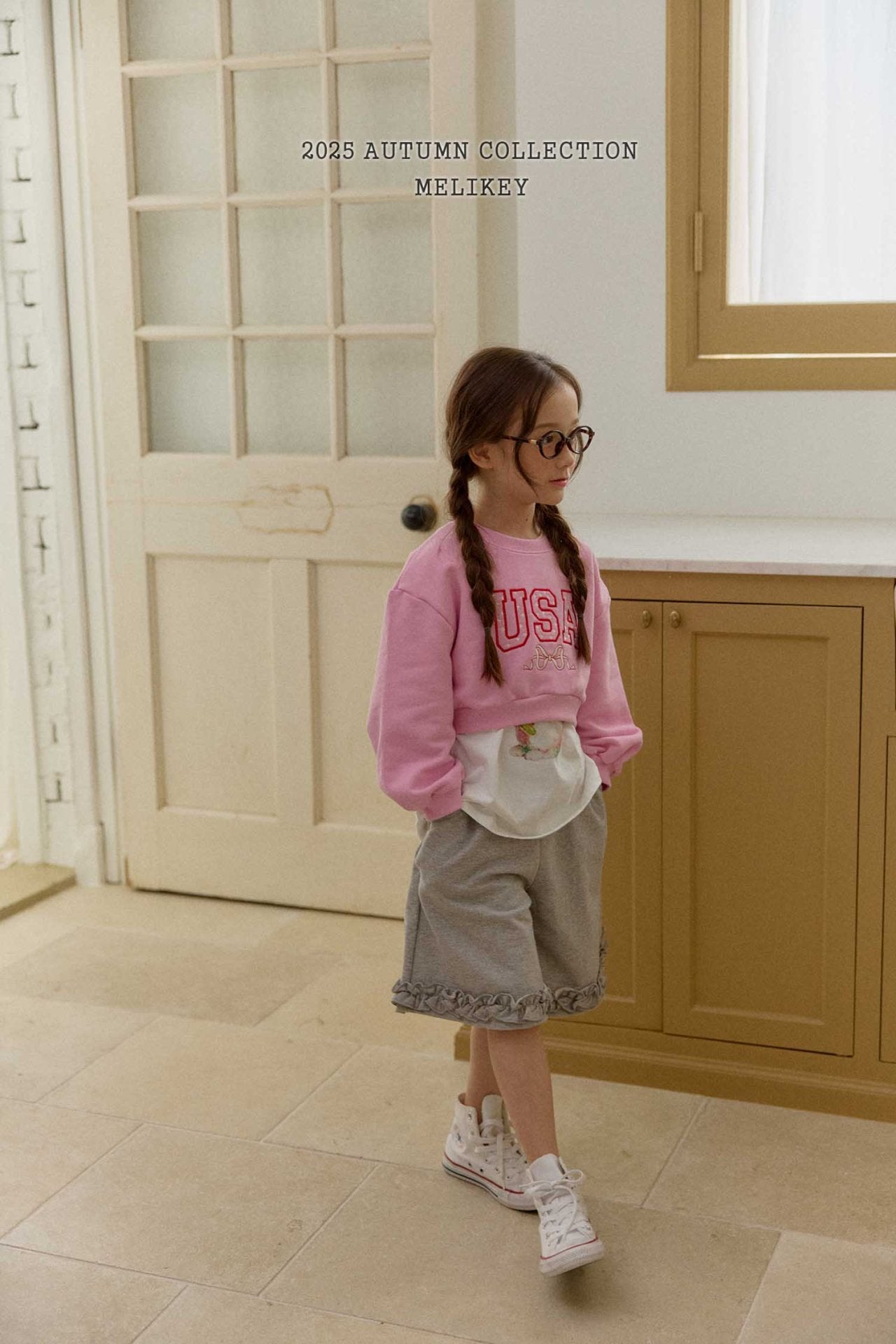 Rose frill pants