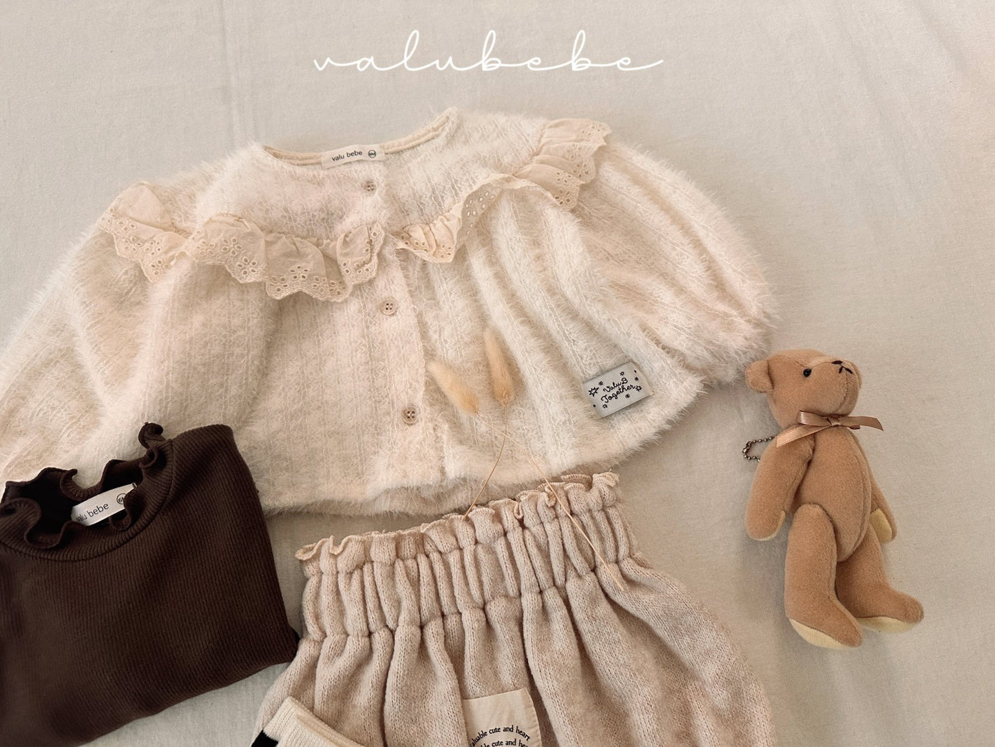 Lace yolk cardigan