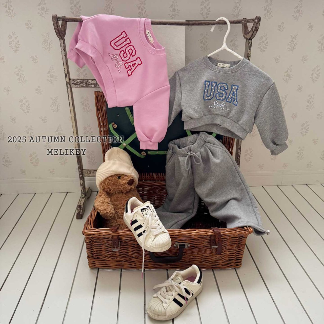USA short sweatshirt