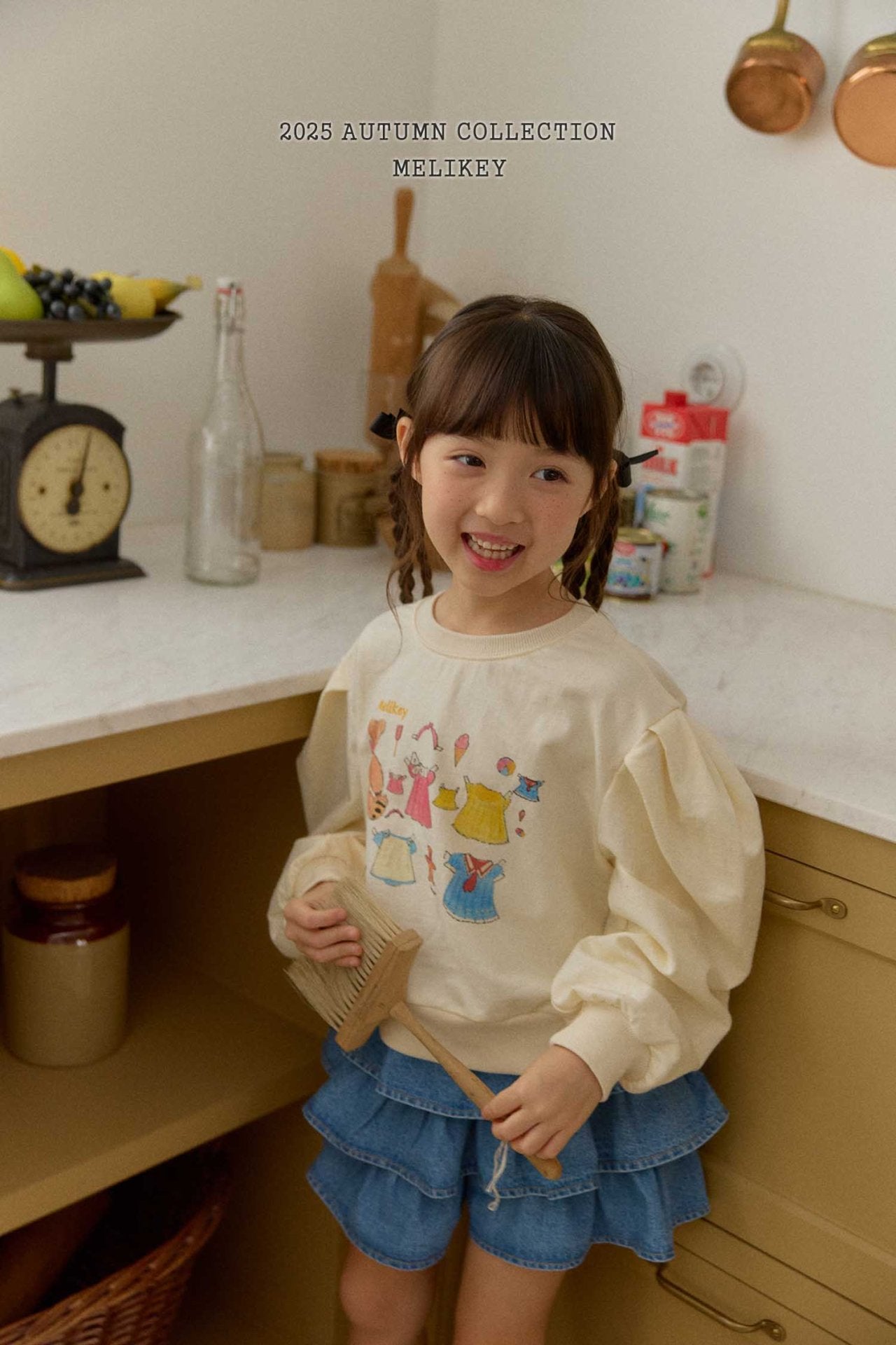 Doll play sweatshirt