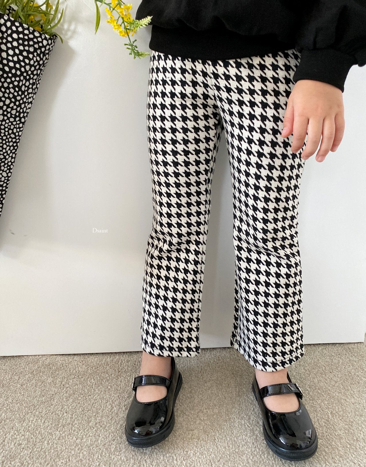 Descent flared pants