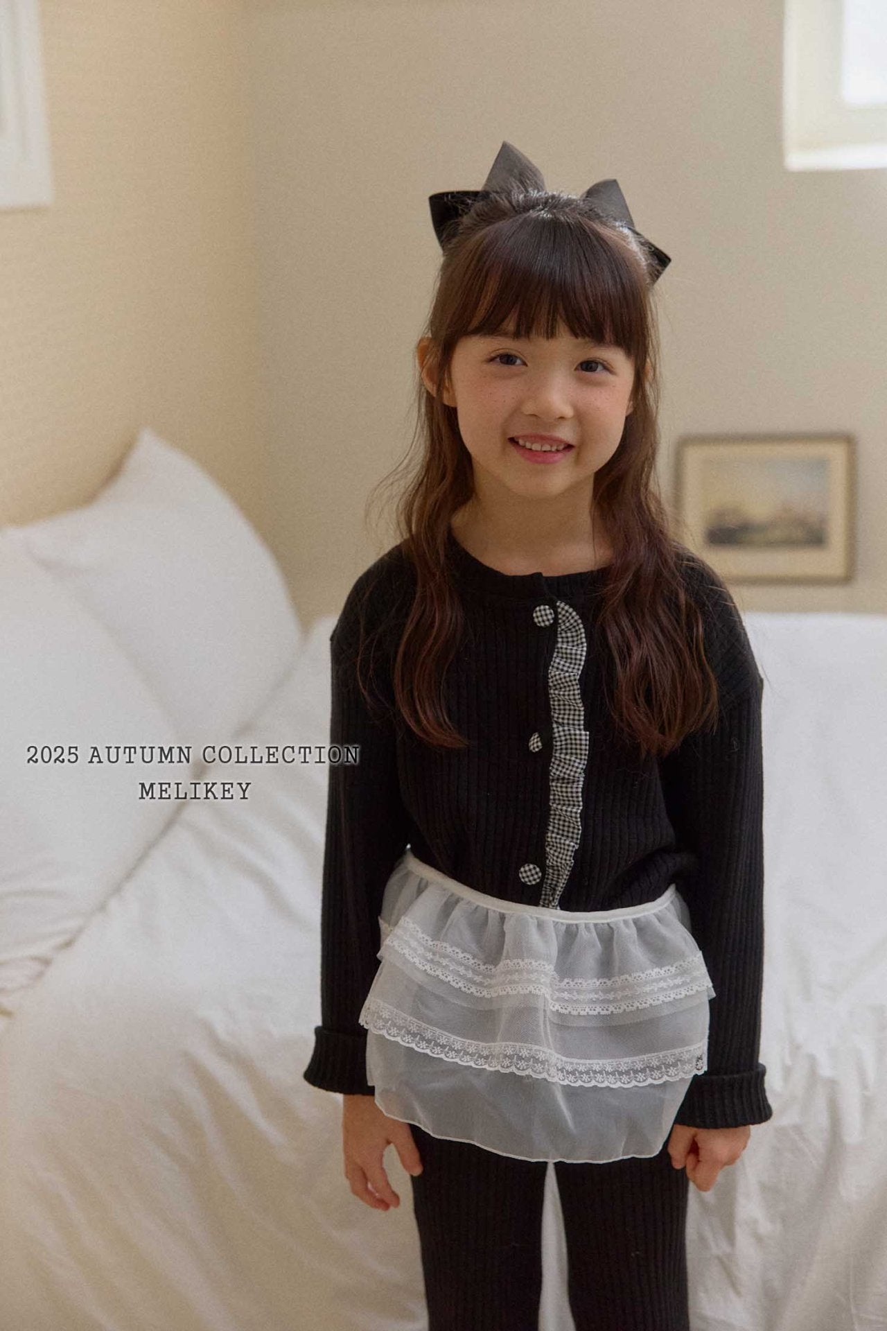 Point button cardigan
