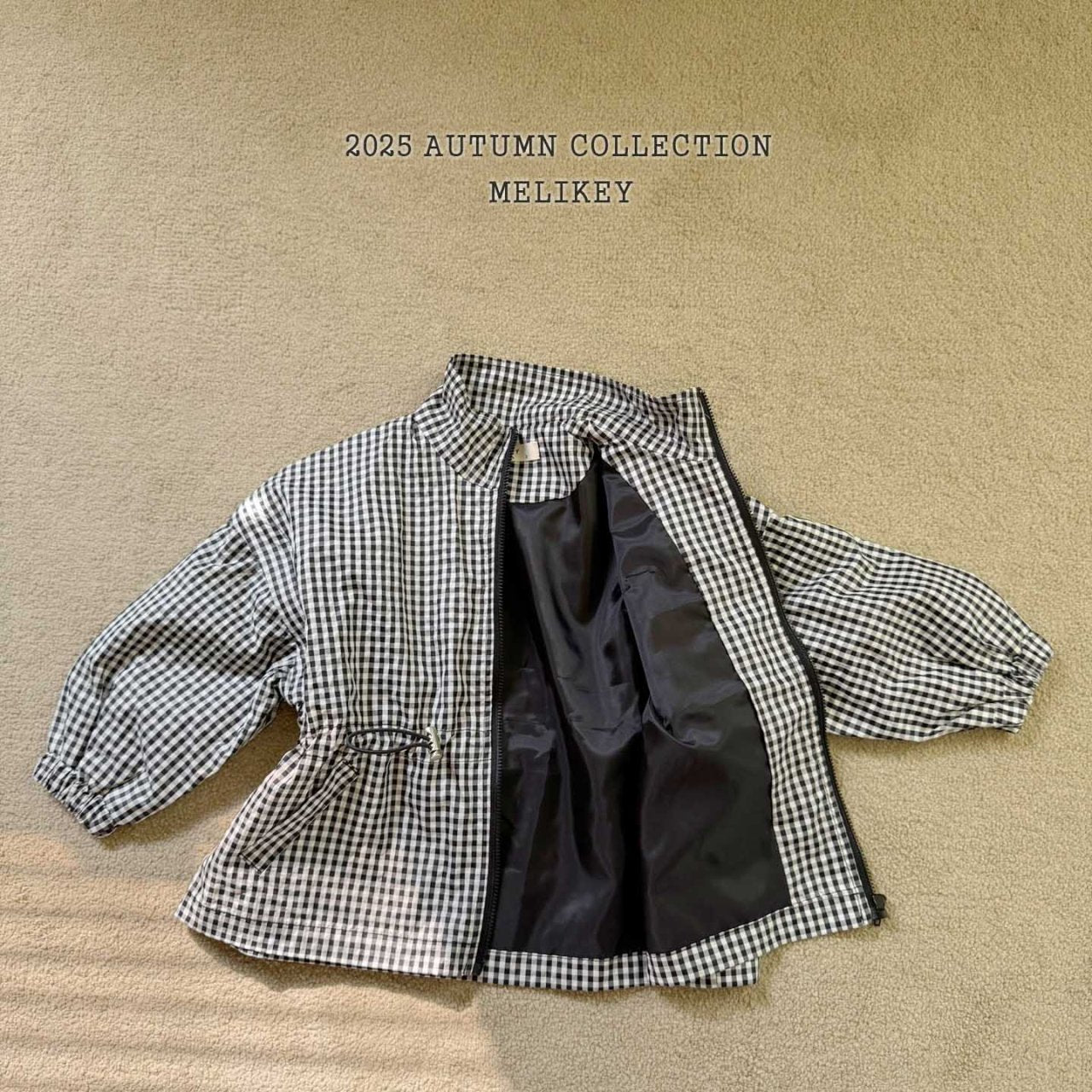 25 Two style jacket