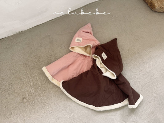 Dumble hooded cape