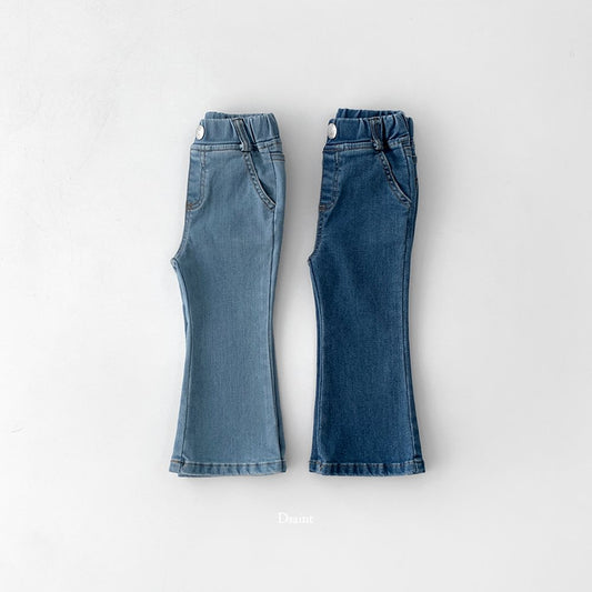 Pretty bootcut pants