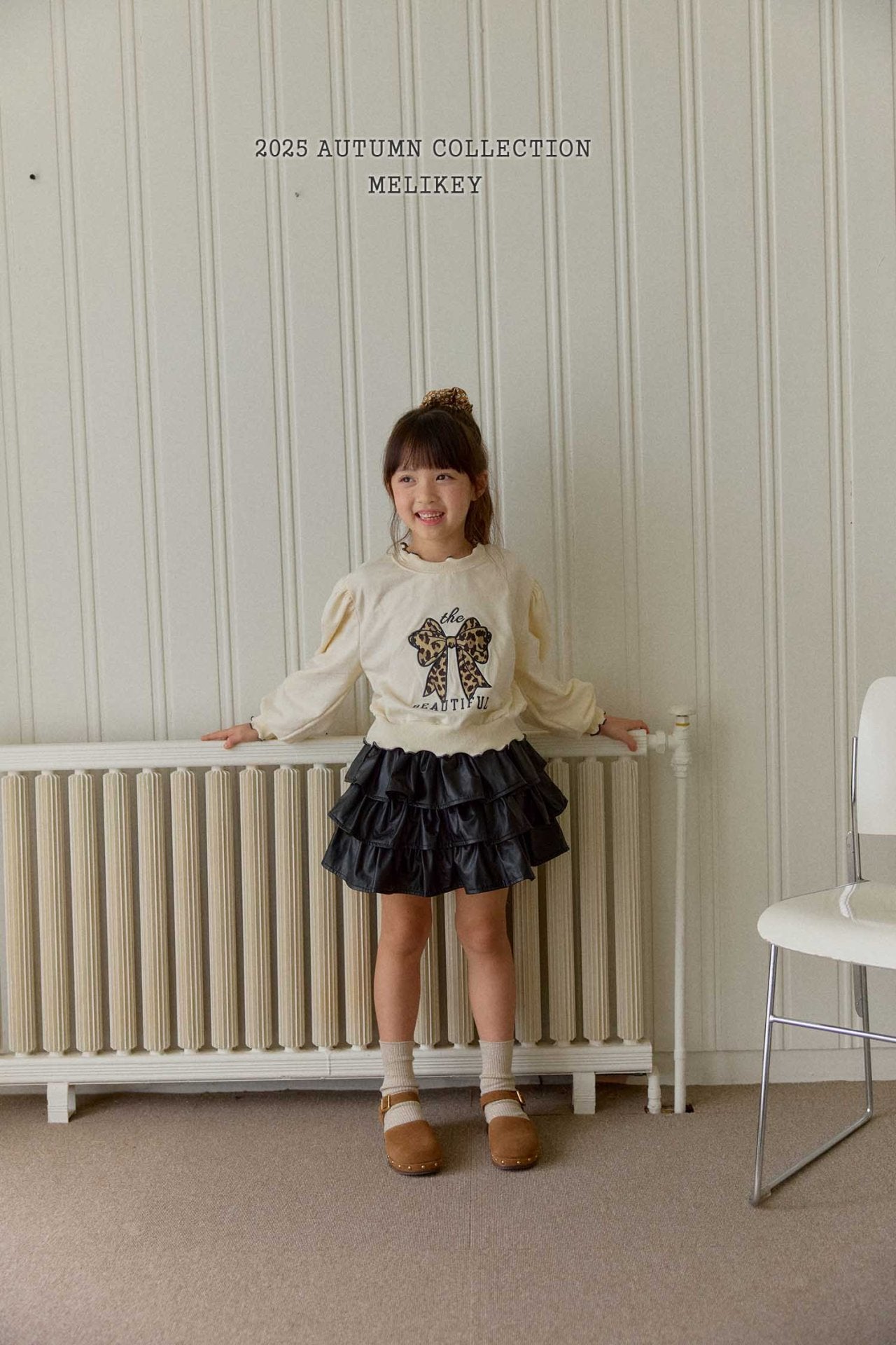 Leopard print ribbon sweatshirt
