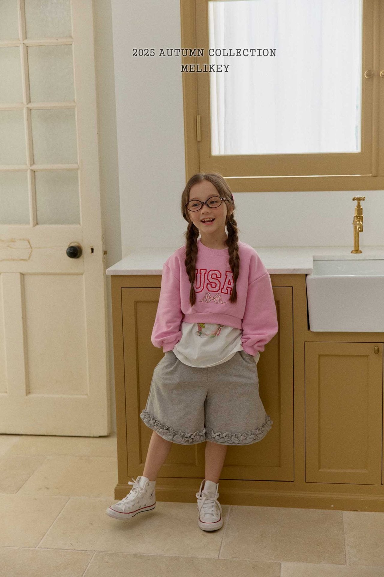 USA short sweatshirt