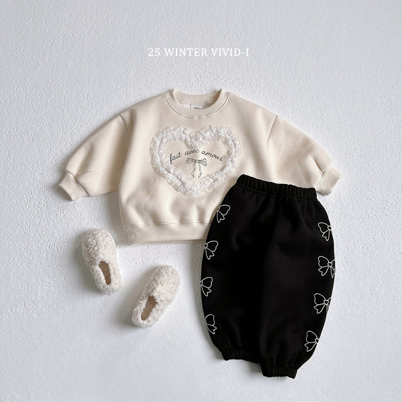 Ribbon embroidered pants