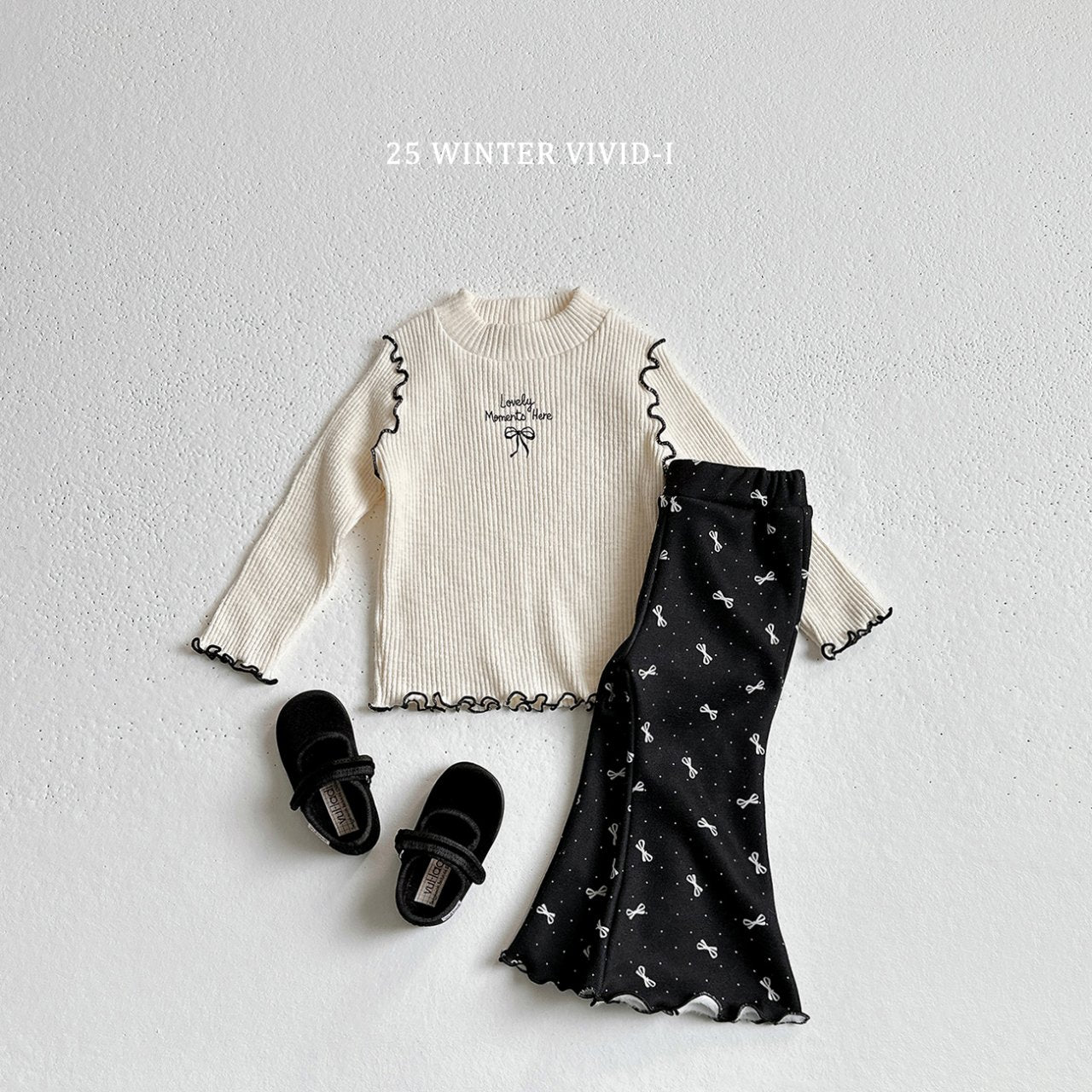 Pattern pants