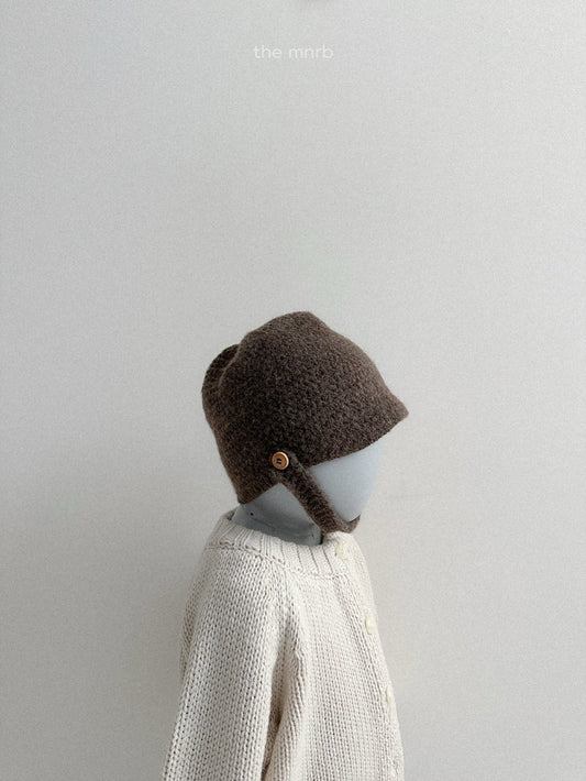 Rade button hat