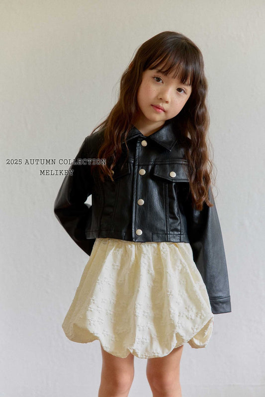 Leather short jacket