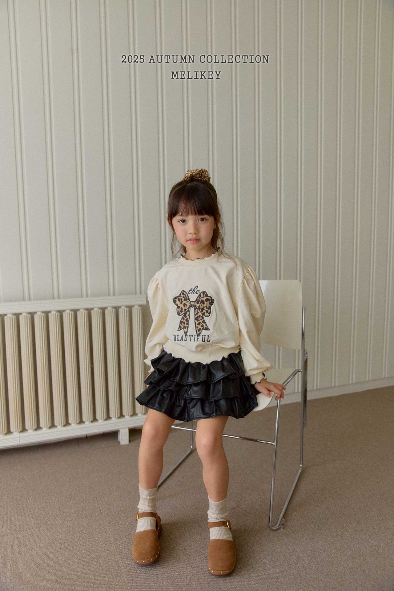 Leopard print ribbon sweatshirt