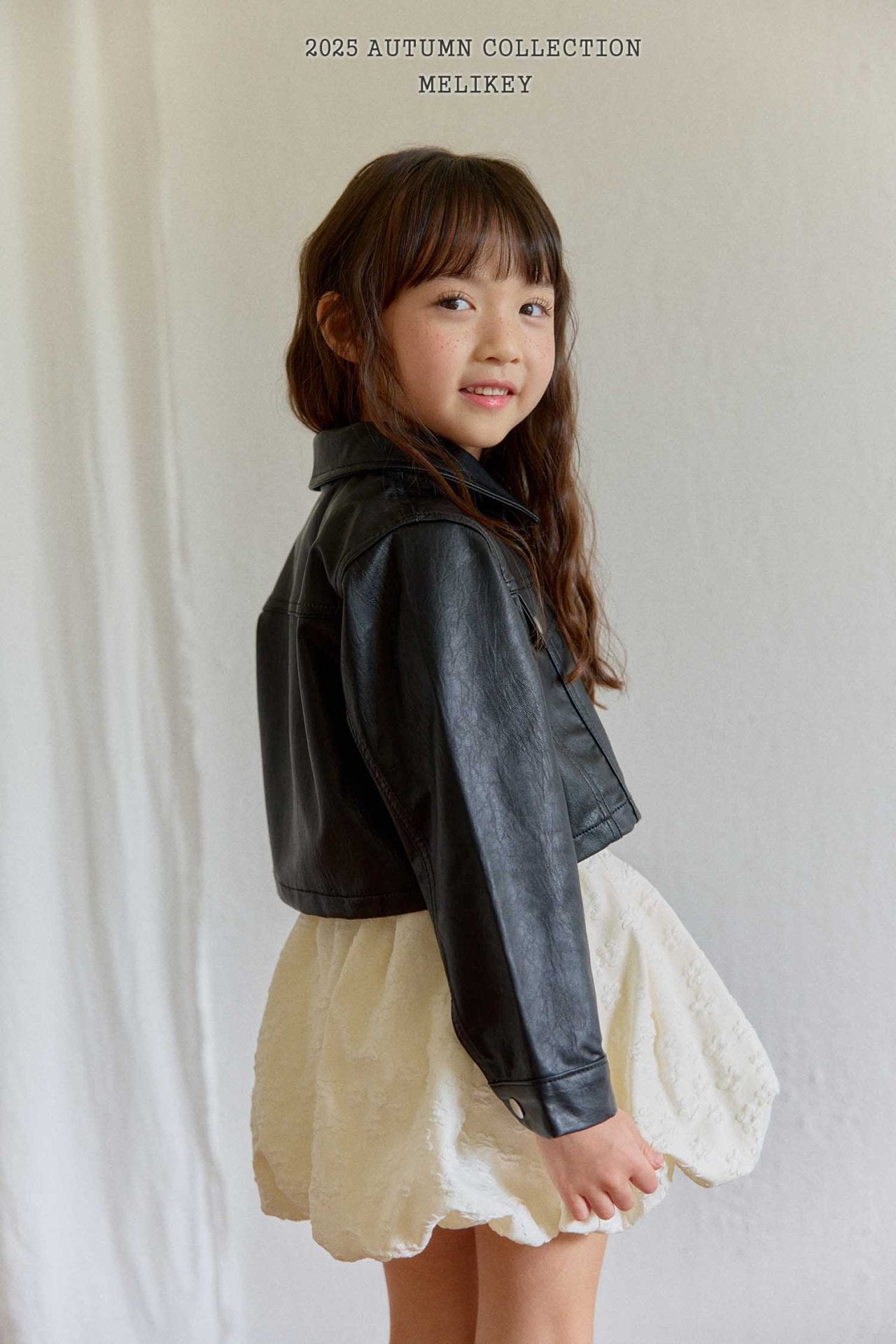 Leather short jacket