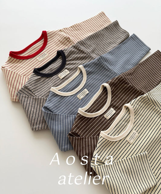 Striped moment top