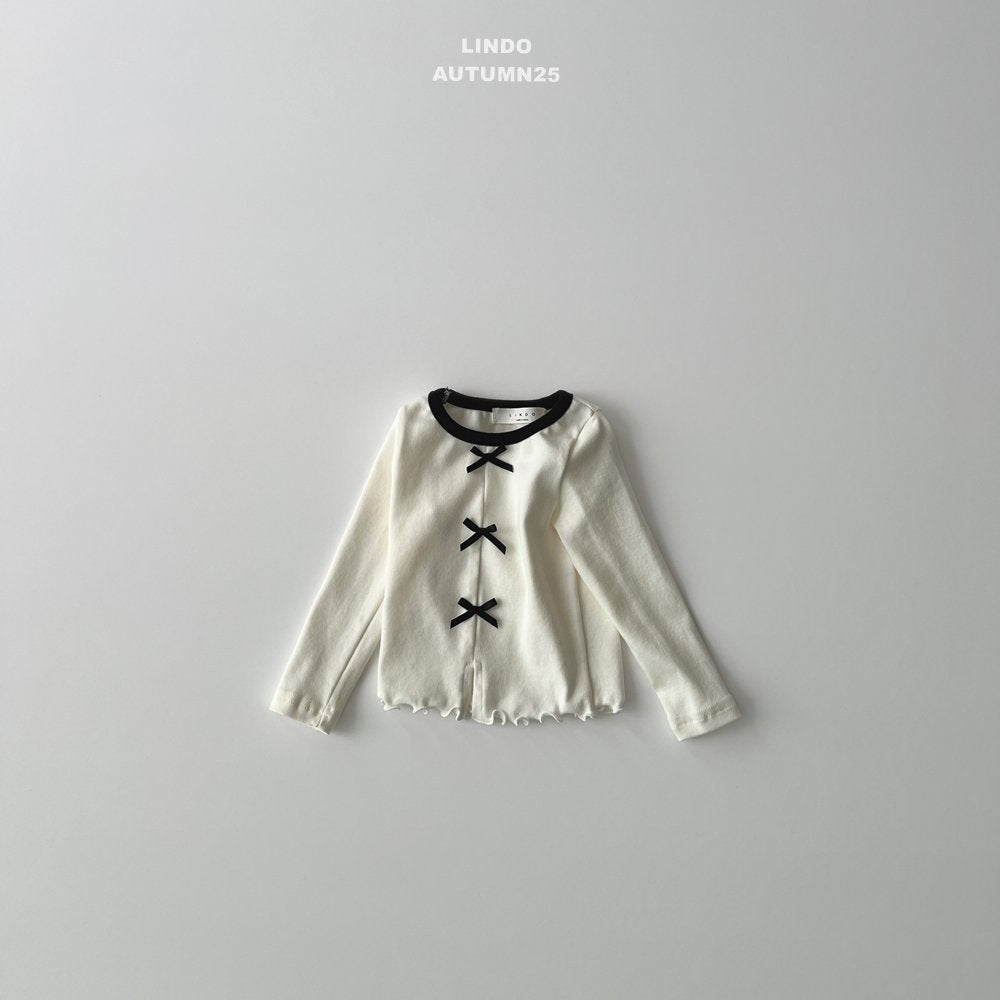 Sweet ribbon top