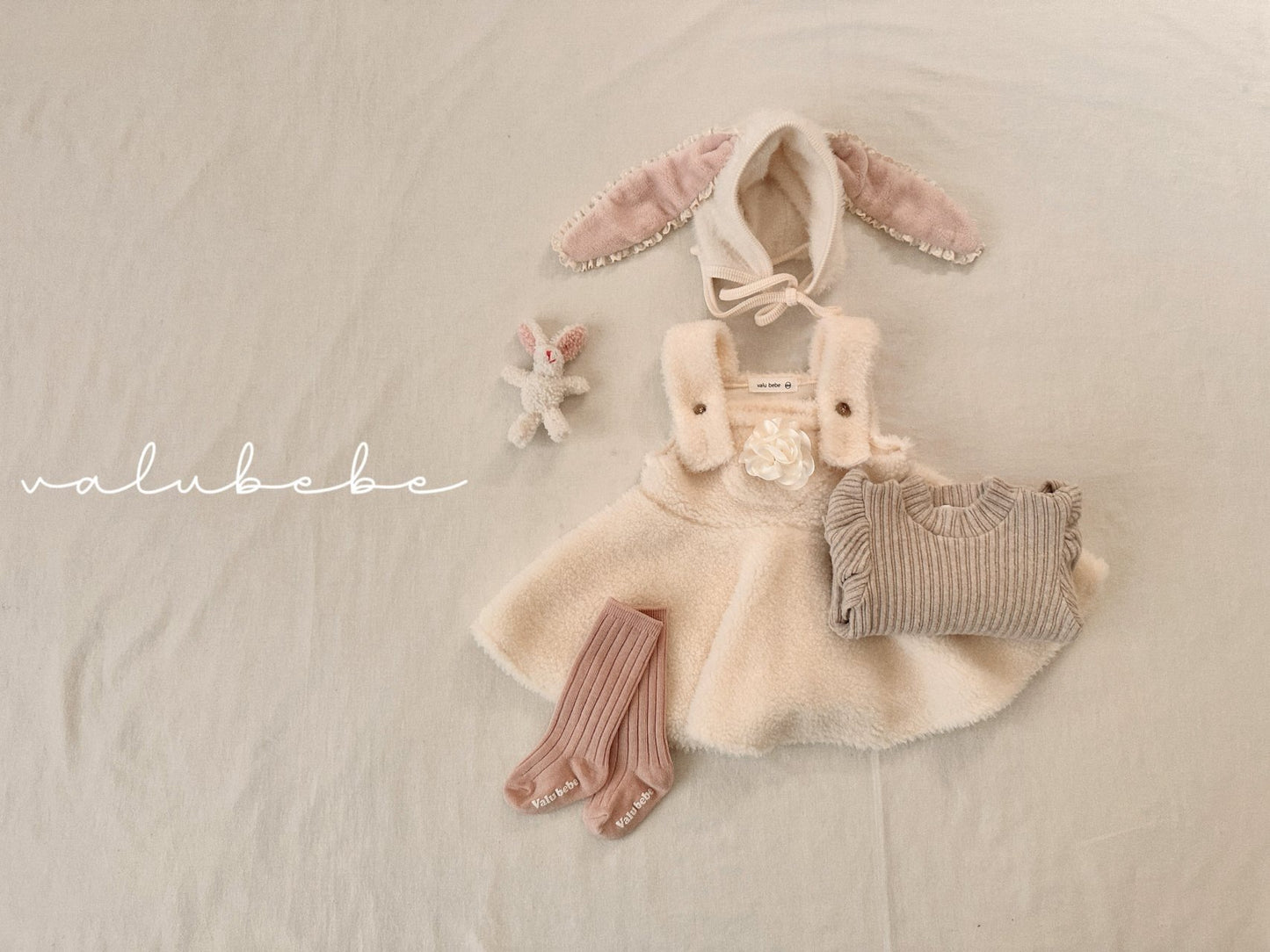 Floral dumble suspender dress