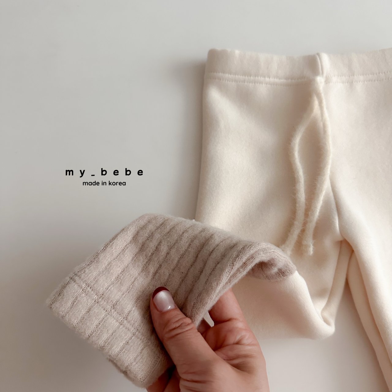 Angora string leggings