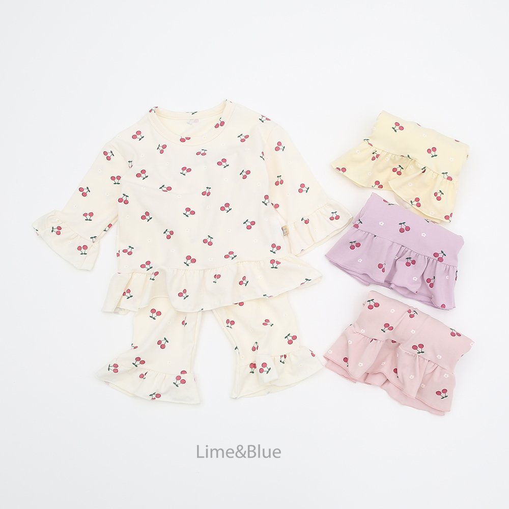Lovely cherry loungewear
