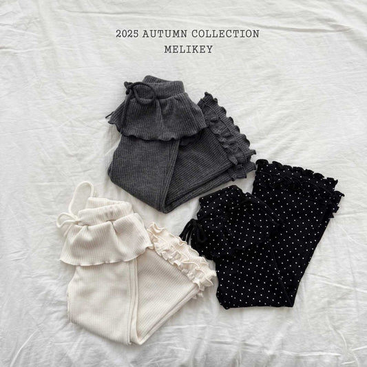Double frill bootcut pants