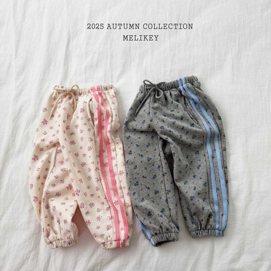 Floral jogger pants