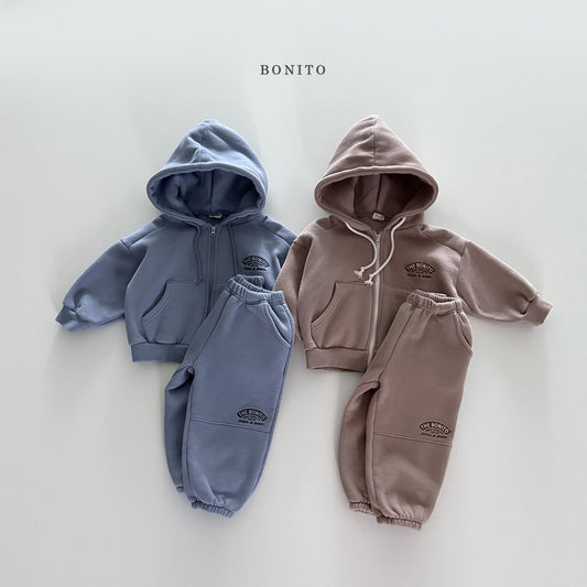 Front hoodie zip-up