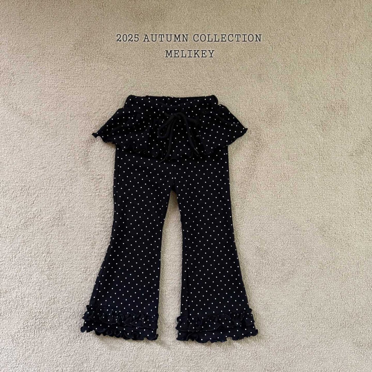 Double frill bootcut pants
