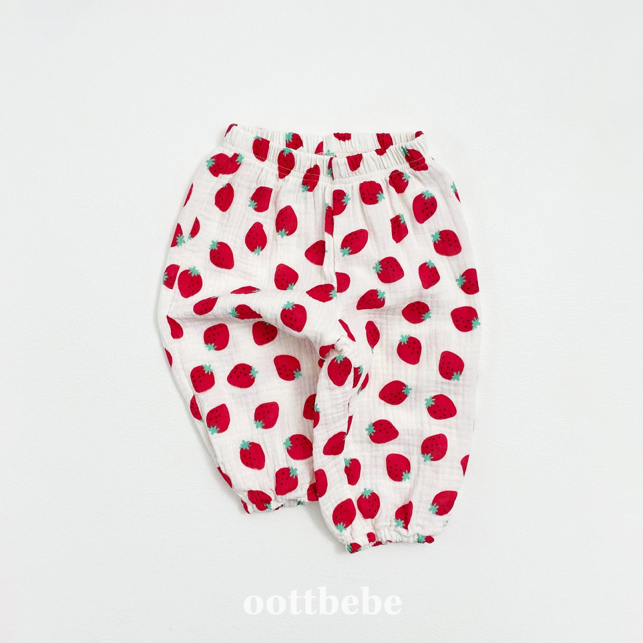 Veggie heart bear print pants