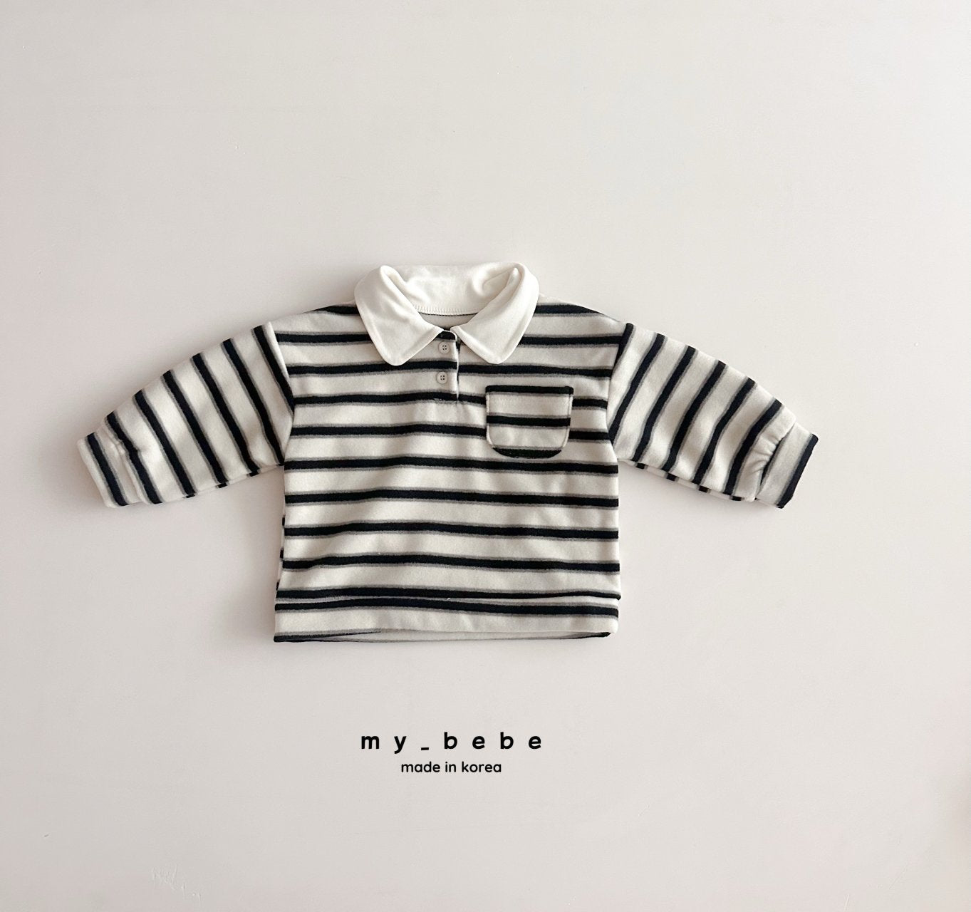 Striped collar fleece