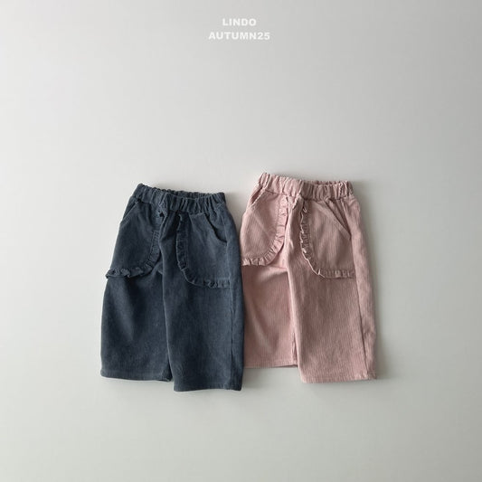 Frill pocket pants