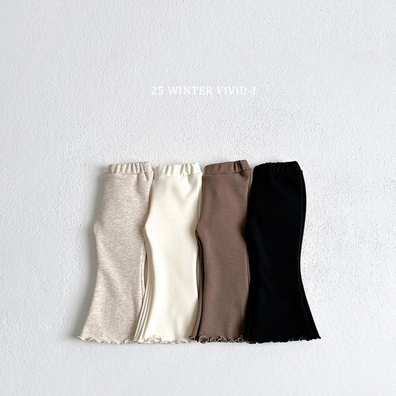 Winter plain flared pants