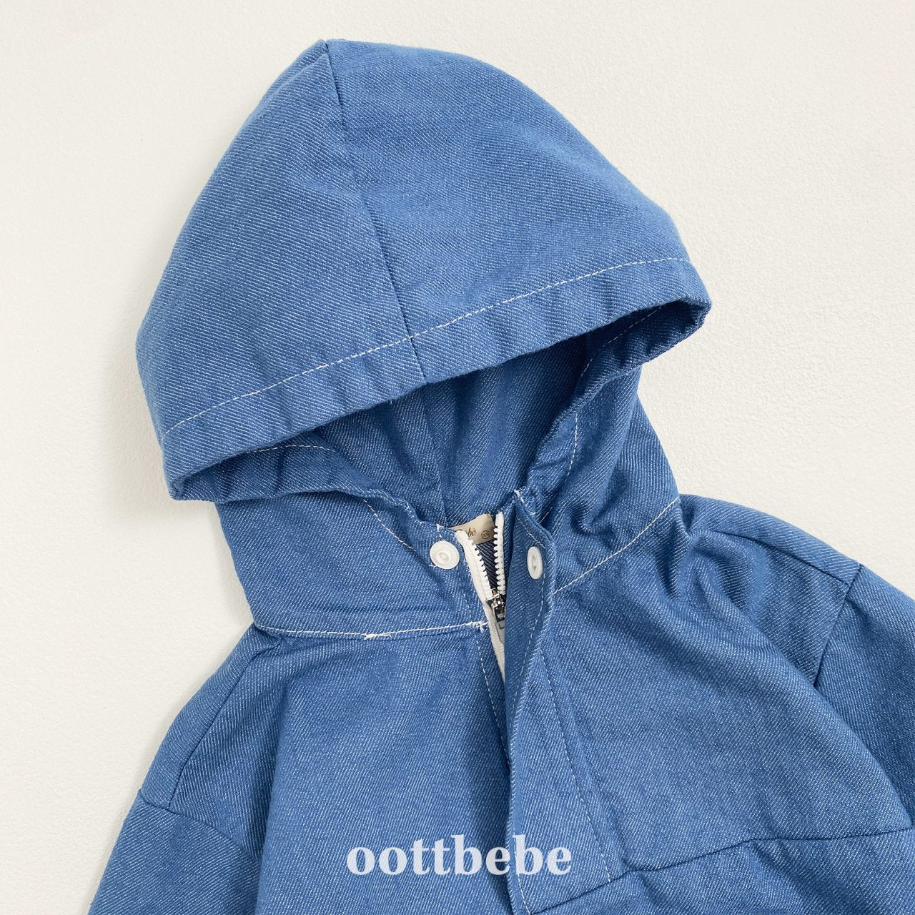 Stitch anorak