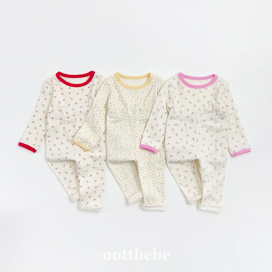 Flower berry pajamas