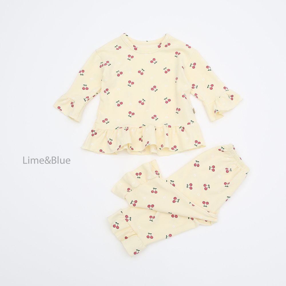 Lovely cherry loungewear