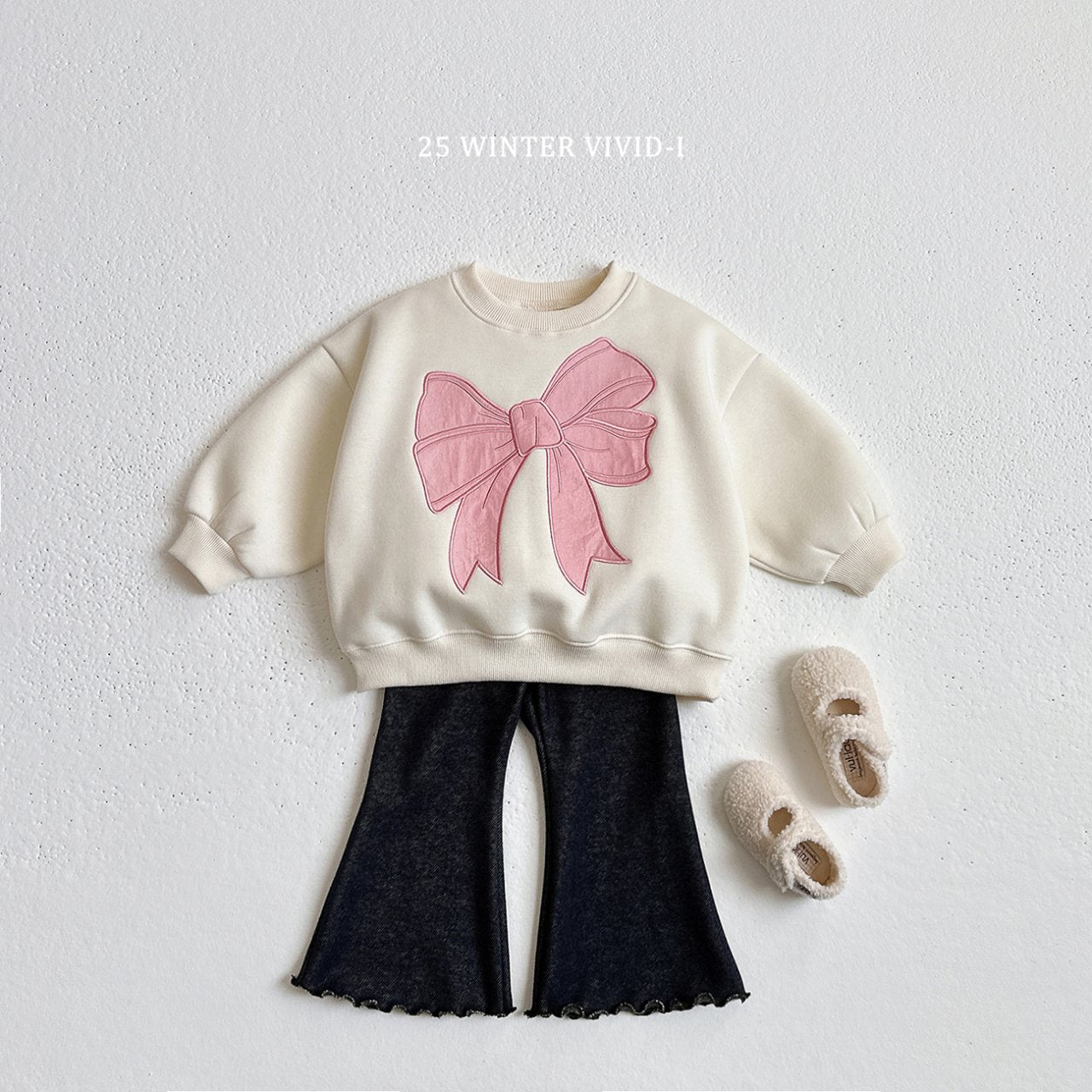 Pattern pants