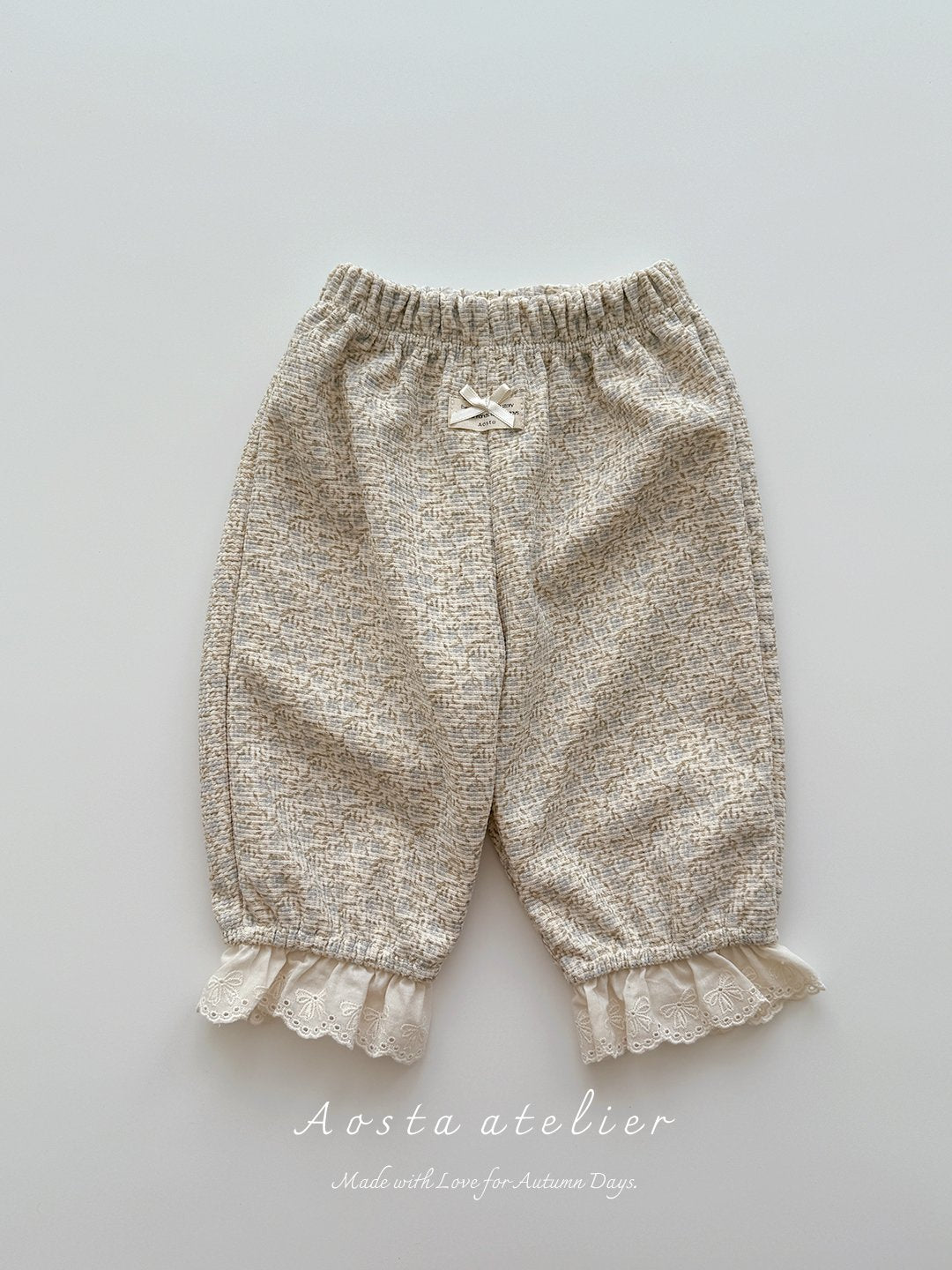 Lace bonbon pants