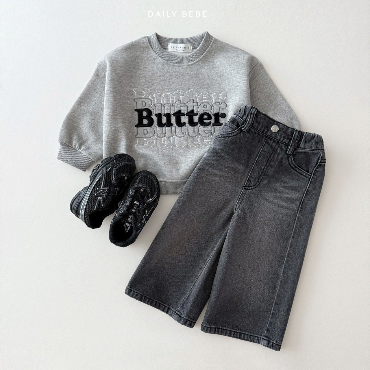 Butter embroidery sweatshirt