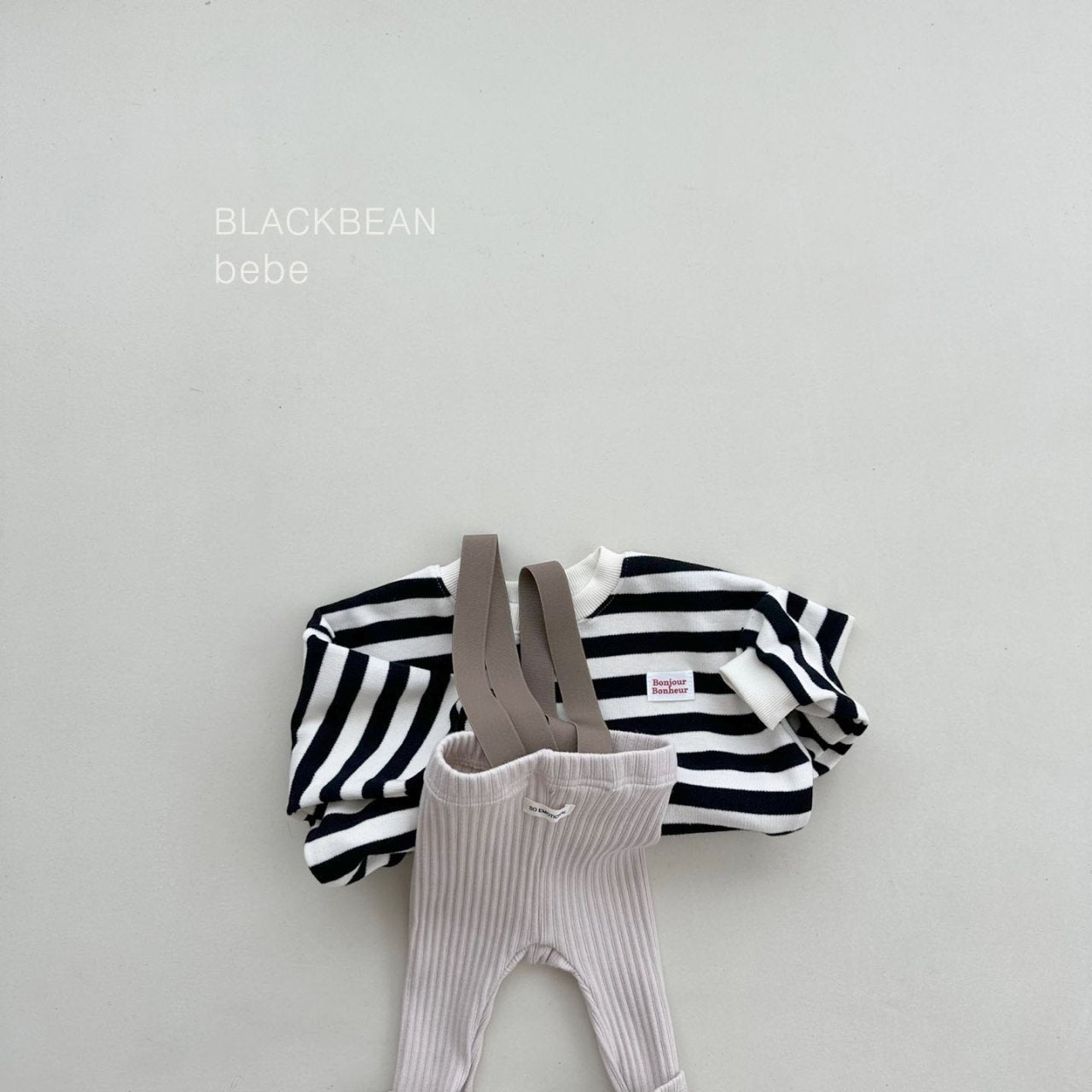 Cozy baby suspender pants