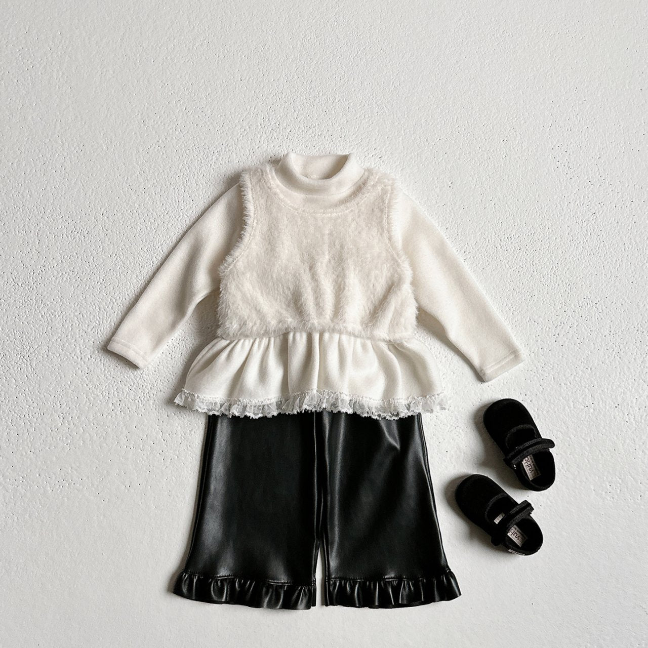 Leather frill pants
