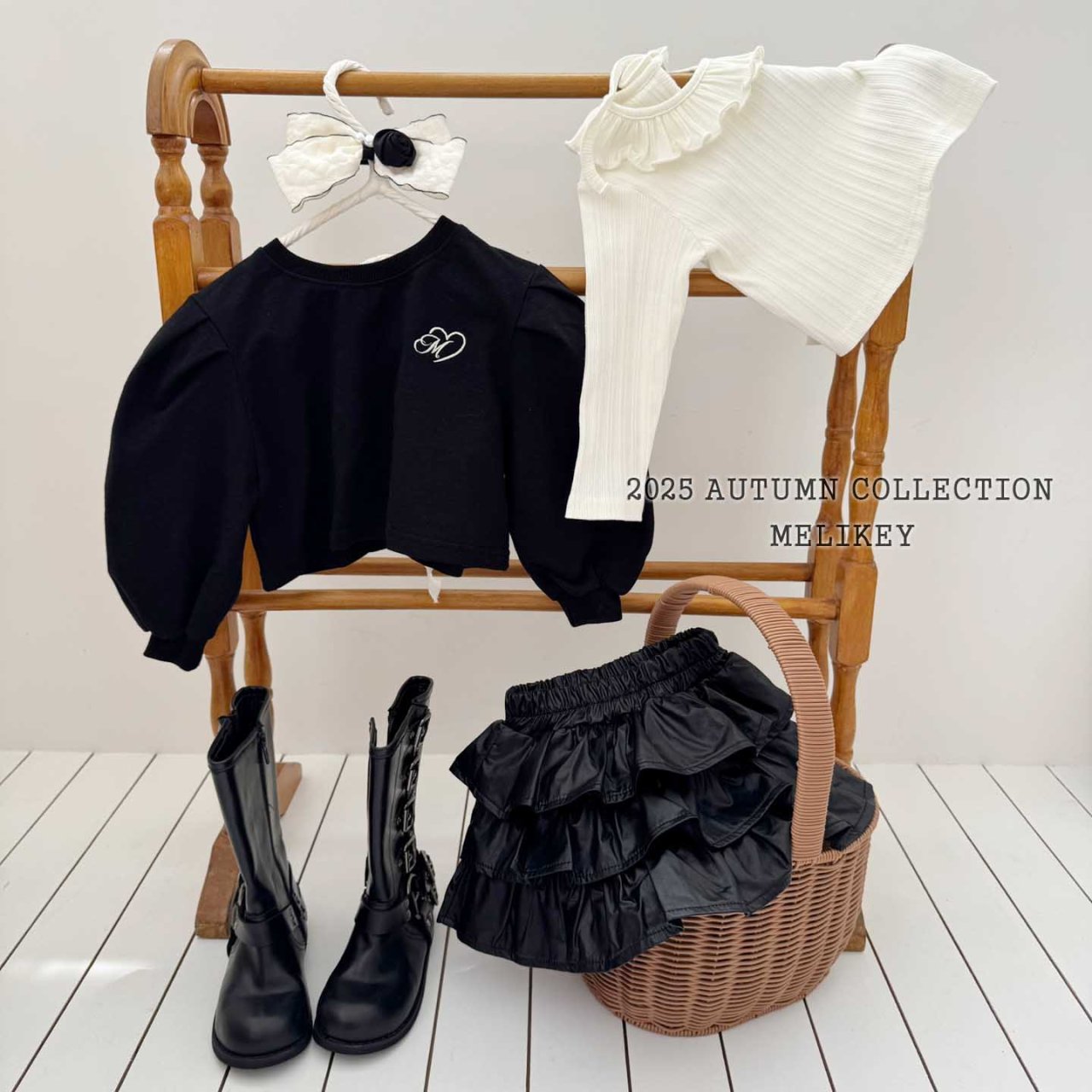 Cancan leather skirt