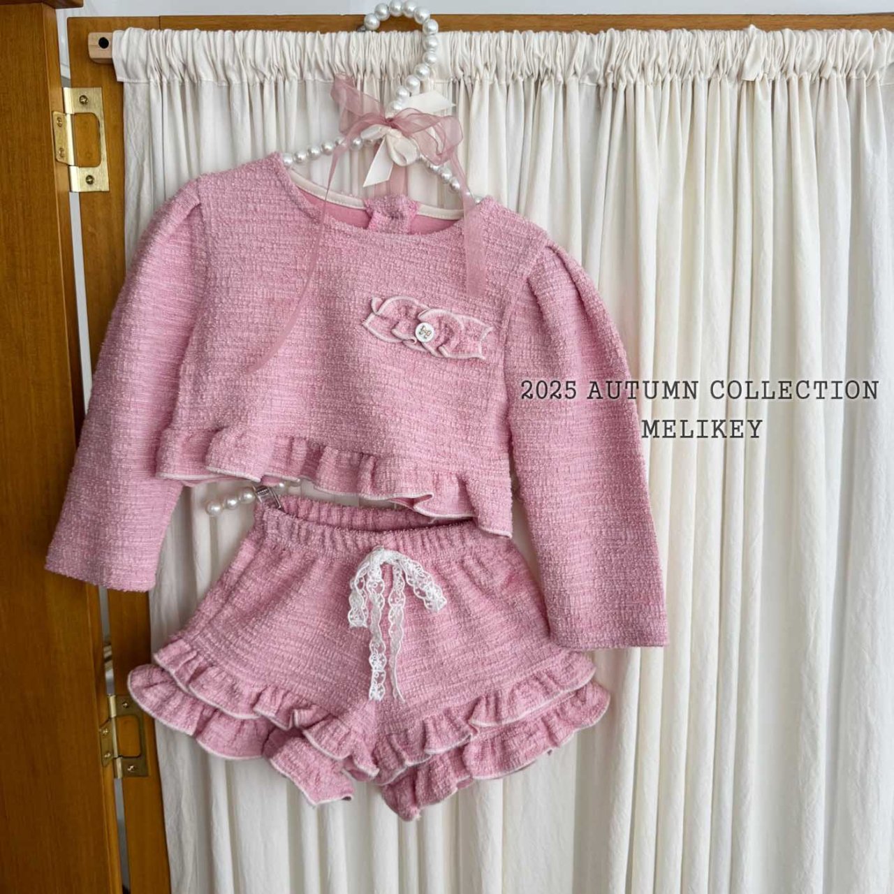 Evian frill shorts