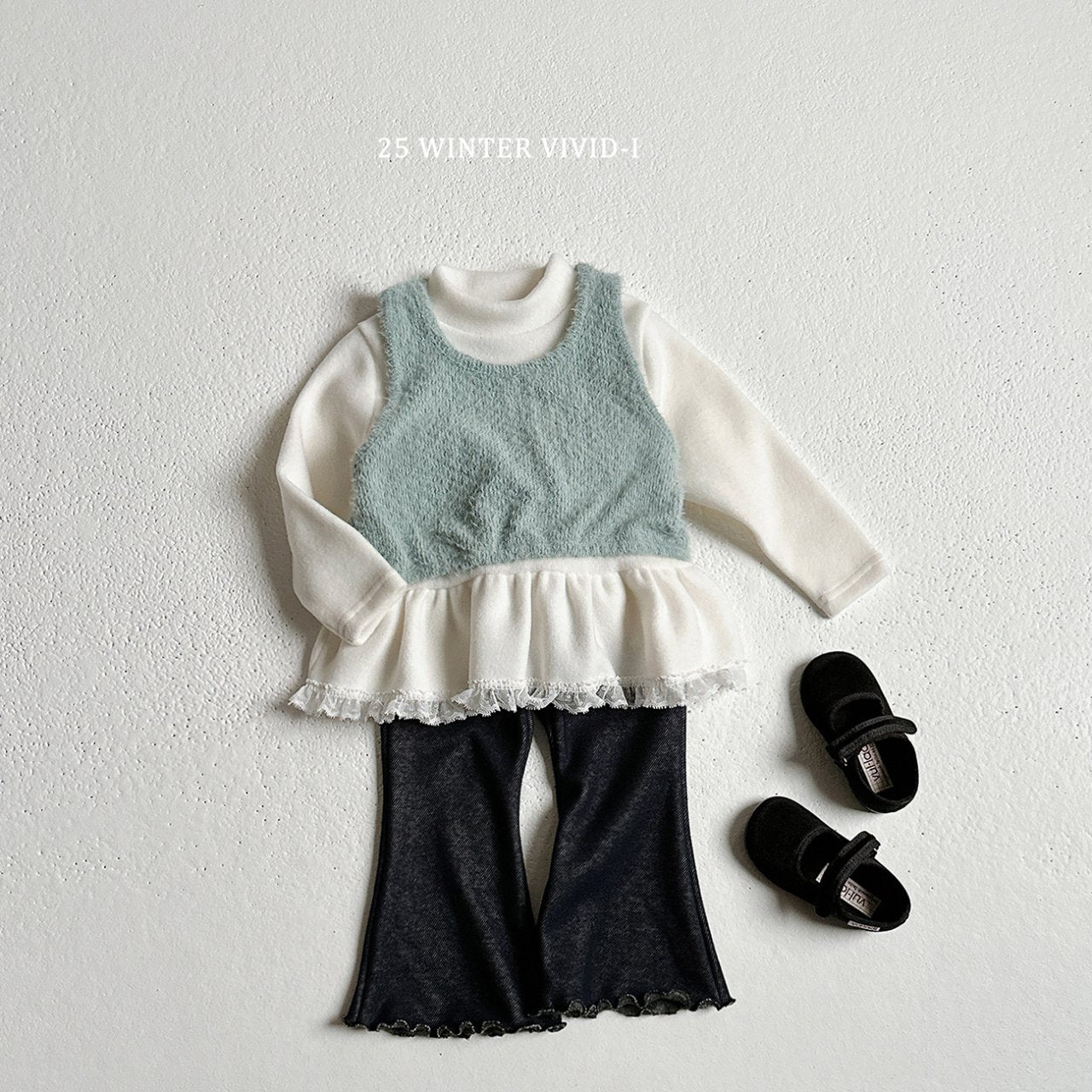 Pattern pants