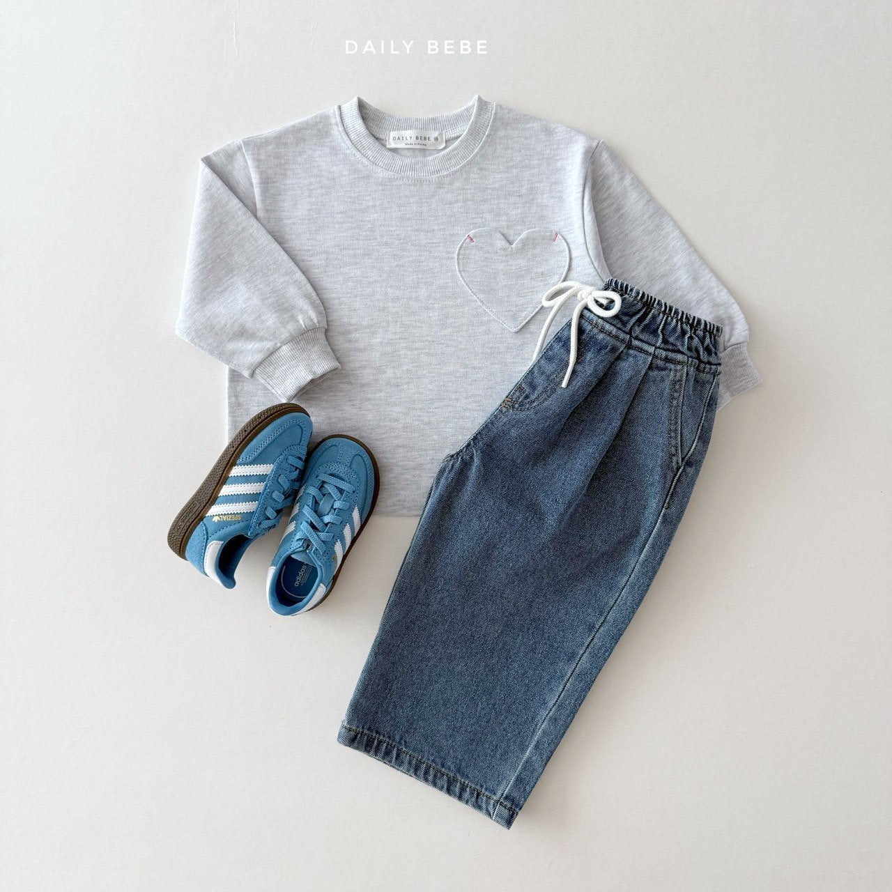 Heart pocket top