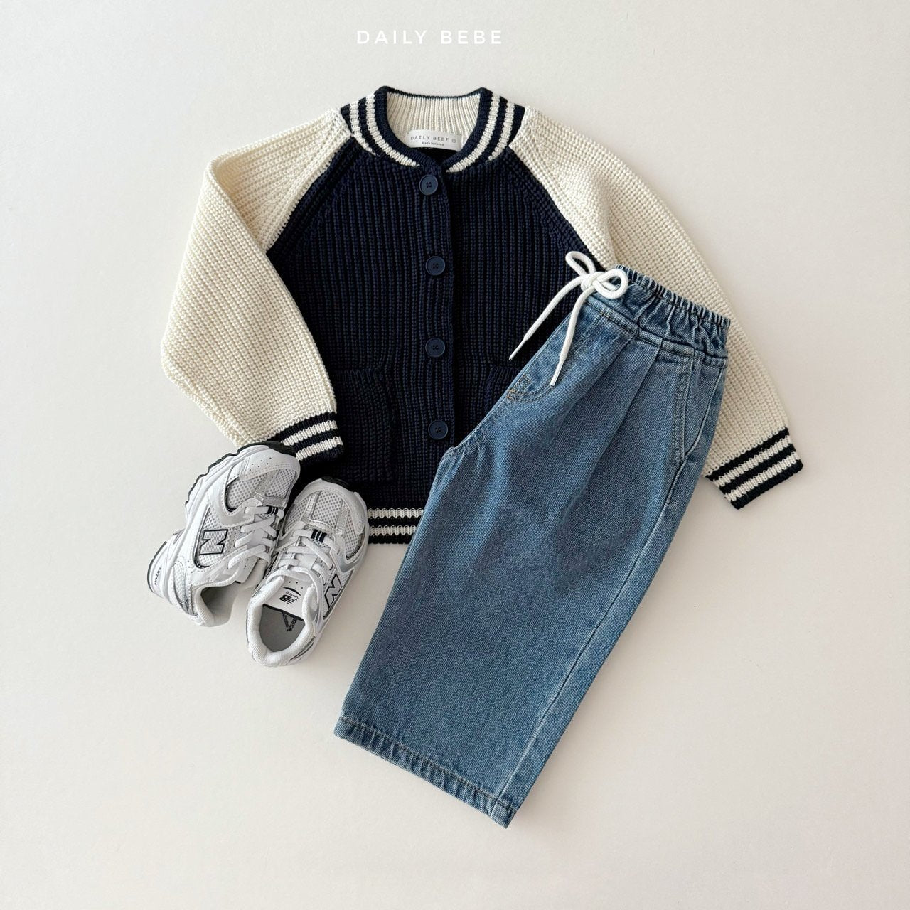 Banding denim pants
