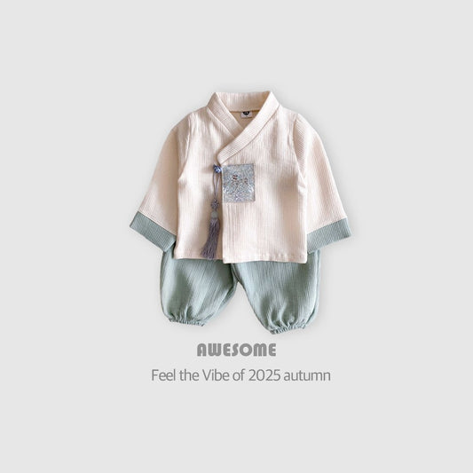 Phoenix embroidery hanbok