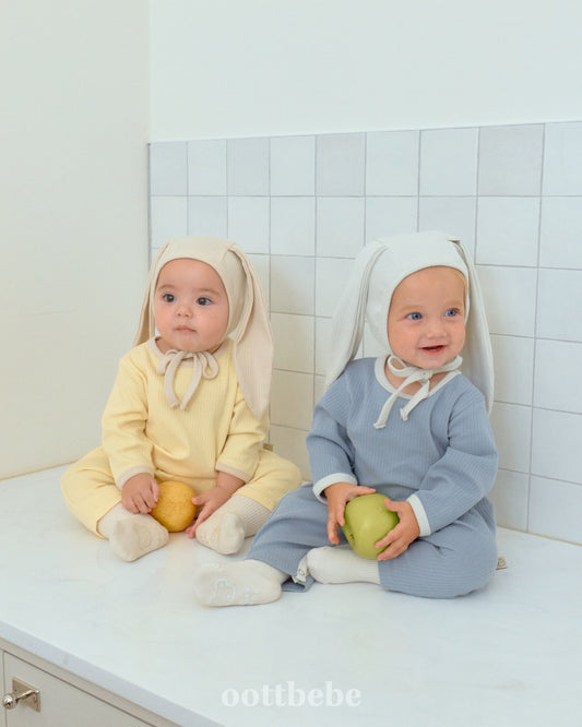 Buttercream onesie set