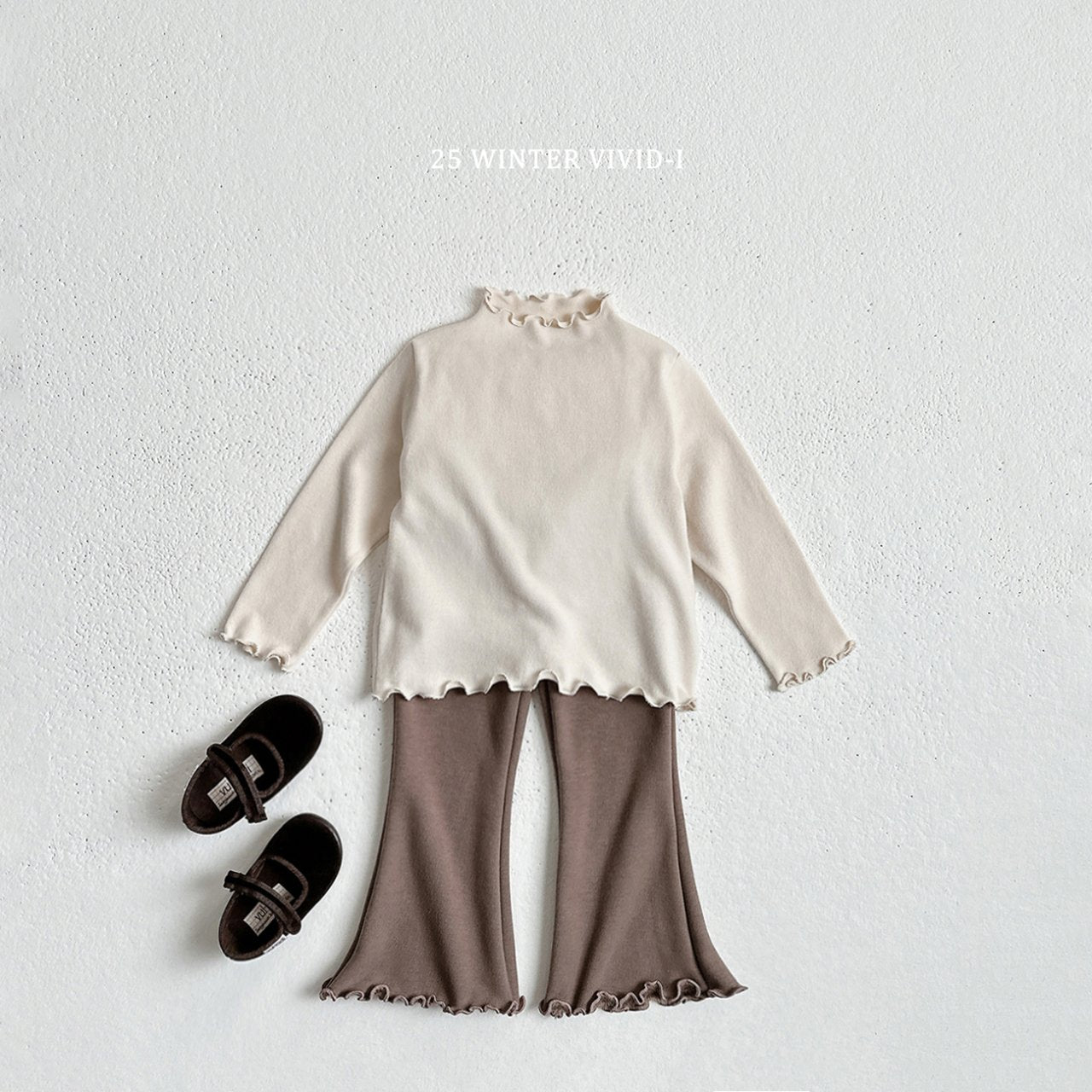 Winter plain flared pants