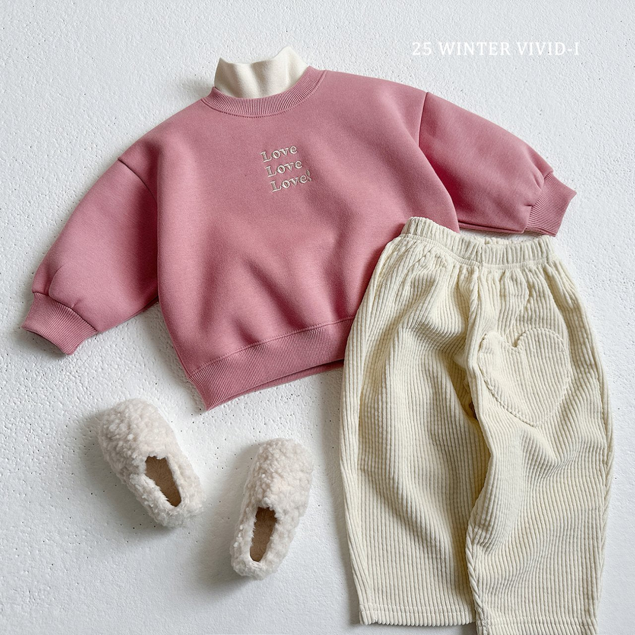Heart pocket corduroy pants