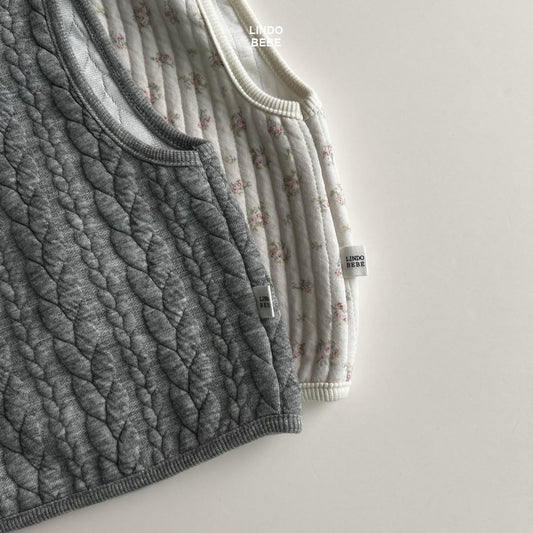 Quilted vest set