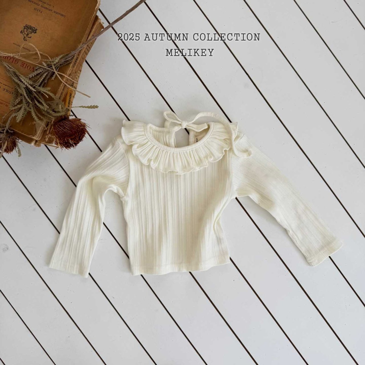 Petit frill top