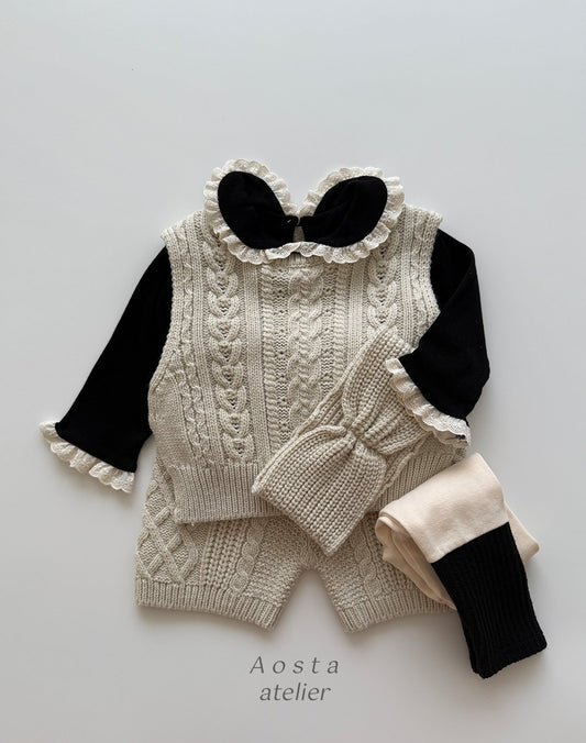 Simple knit vest